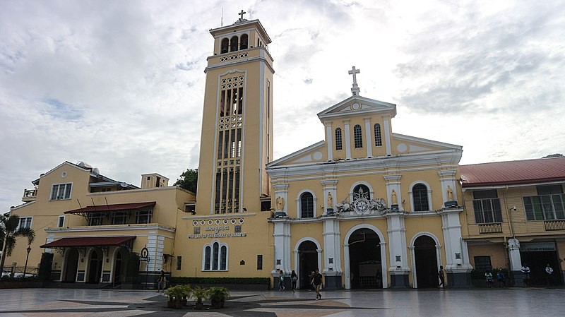 Car-Blessing-Manaoag-Church